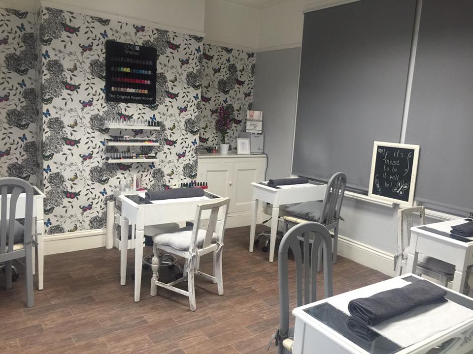 nail salon, acrylic nails, cnd shellac, shellac nails, gel nails, warrington, beauty salon